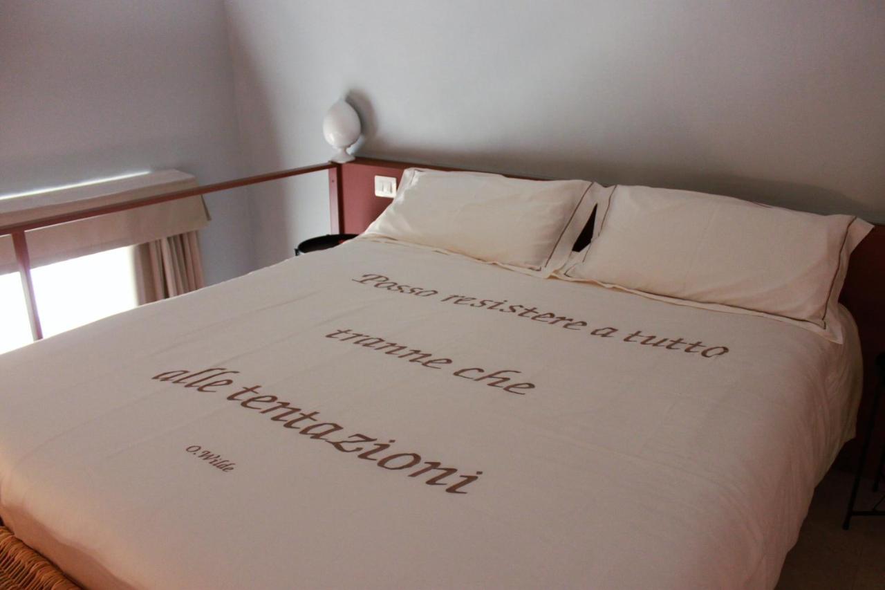 Palazzo Sul Corso-Charming Appartaments Бриндизи Екстериор снимка