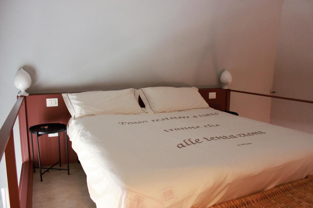 Palazzo Sul Corso-Charming Appartaments Бриндизи Екстериор снимка
